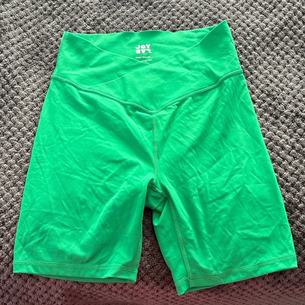 JoyLab Women's Vibrant Green Bike Shorts